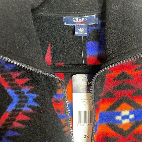 SOLD Chaps | Women’s Southwestern Print Fleece Vest Size XS NWT - Picture 3 of 6